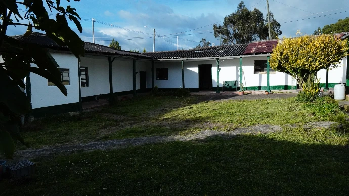 Casa en bareque antigua colombia